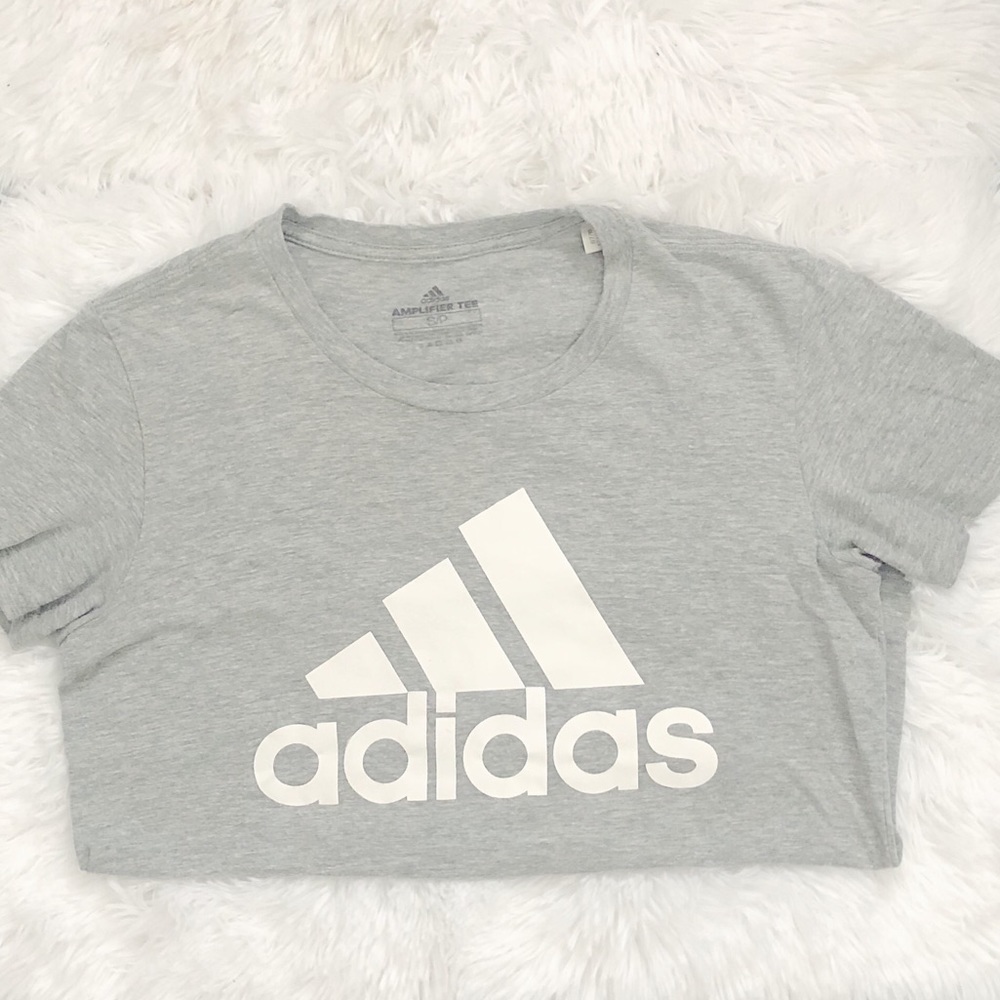 🚫SOLD🚫 Adidas grey T-shirt